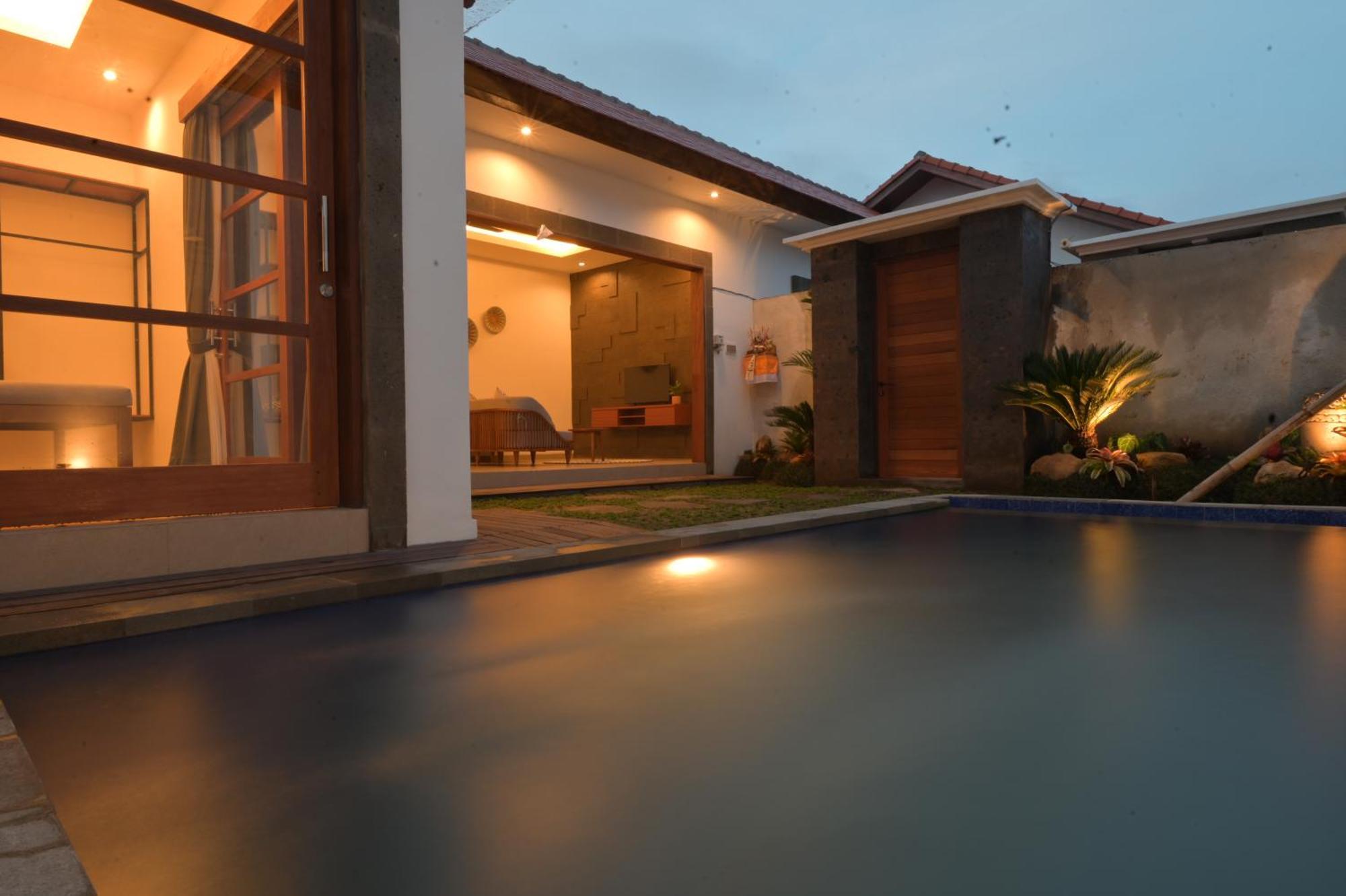Pondok Naya 4*